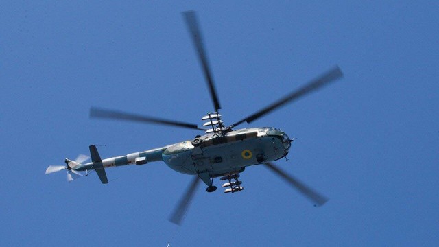 Rusiya Ukraynaya məxsus Mi-8 helikopterini vurdu