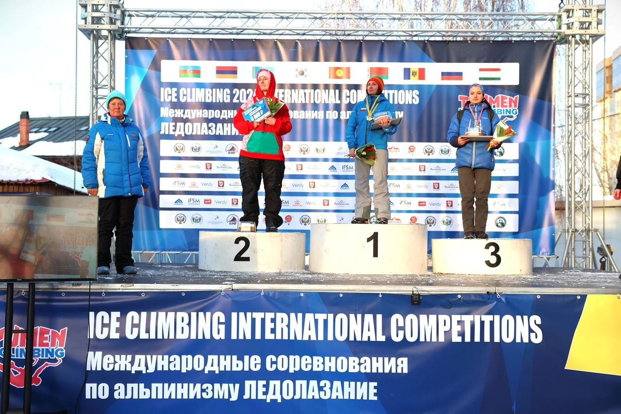 Azərbaycan komandası iki bürünc medal qazandı - FOTOLAR