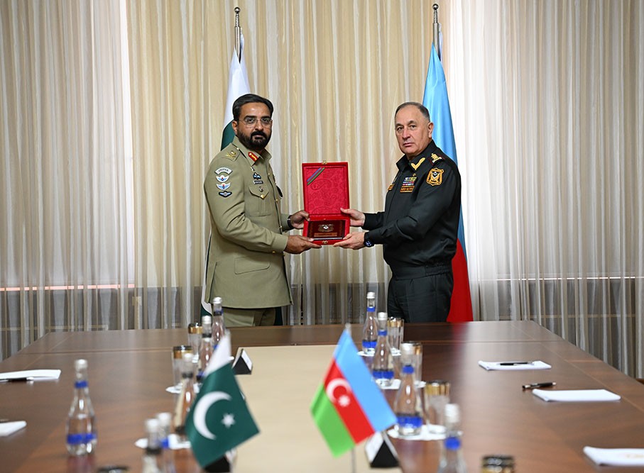 Pakistanlı general Azərbaycana gəldi - FOTOLAR