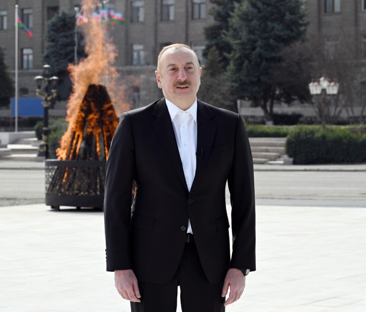 Prezident Xankəndidə Novruz tonqalını alovlandırdı (FOTOLAR- YENİLƏNİB)