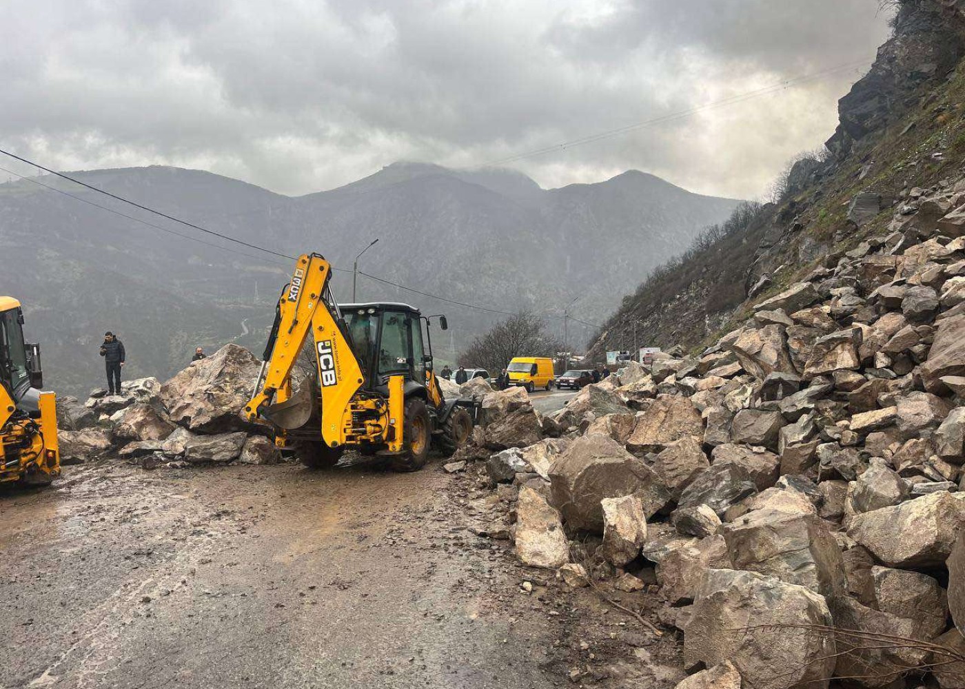 Ermənistan-İran yolunun bir hissəsibağlandı
