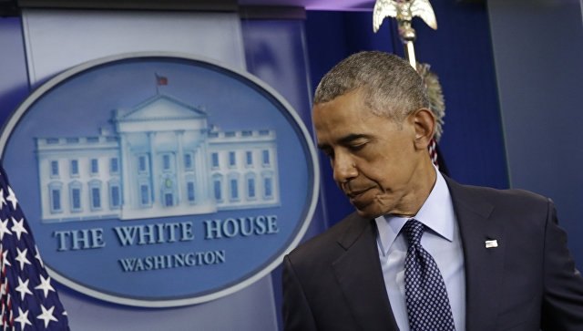 Ağ evdə gərginlik yaşandı: Obama birgə şəkil çəkdirmə mərasimindən imtina edib