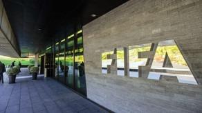 FIFA 4 klubu cəzalandırıb 